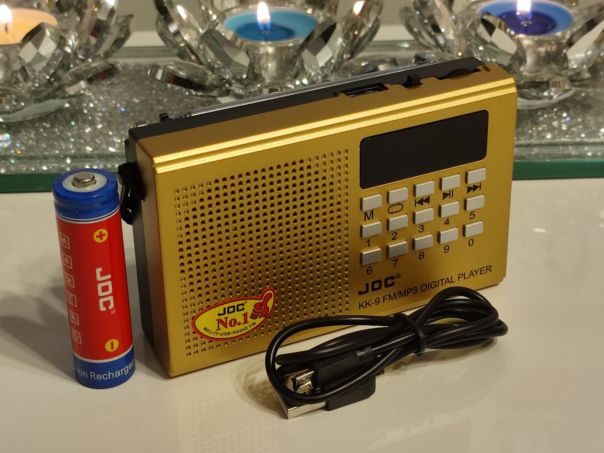 Złote radio turystyczne przenośne na akumulator odtwarzacz MP3