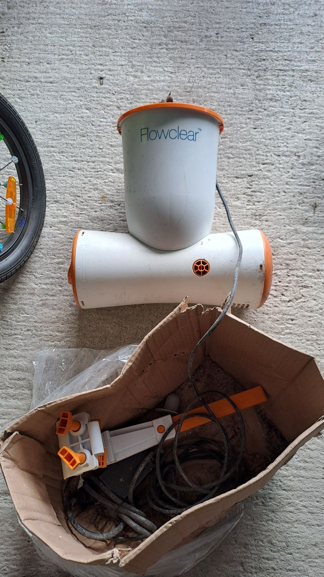 Skimer basenowy bestway