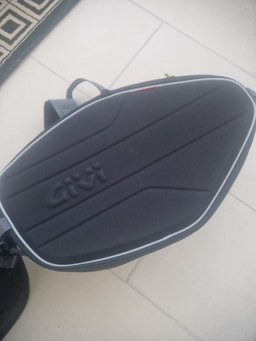 Alforges malas laterais Givi