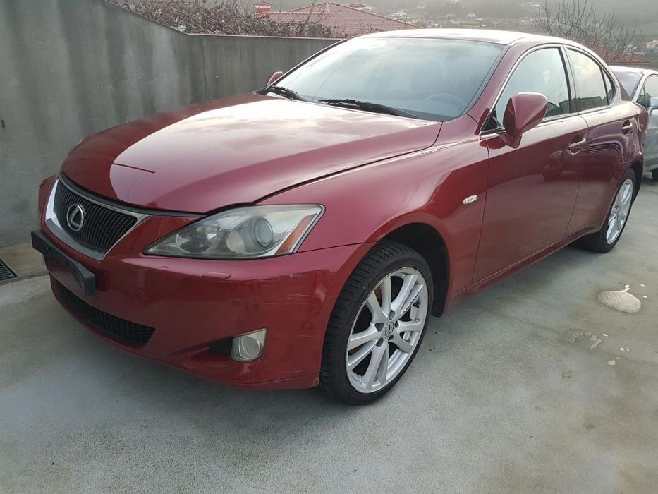 Lexus Is 2009 para peças