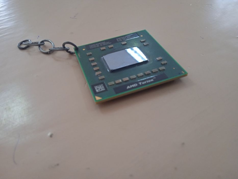 Брелок процесор amd turion