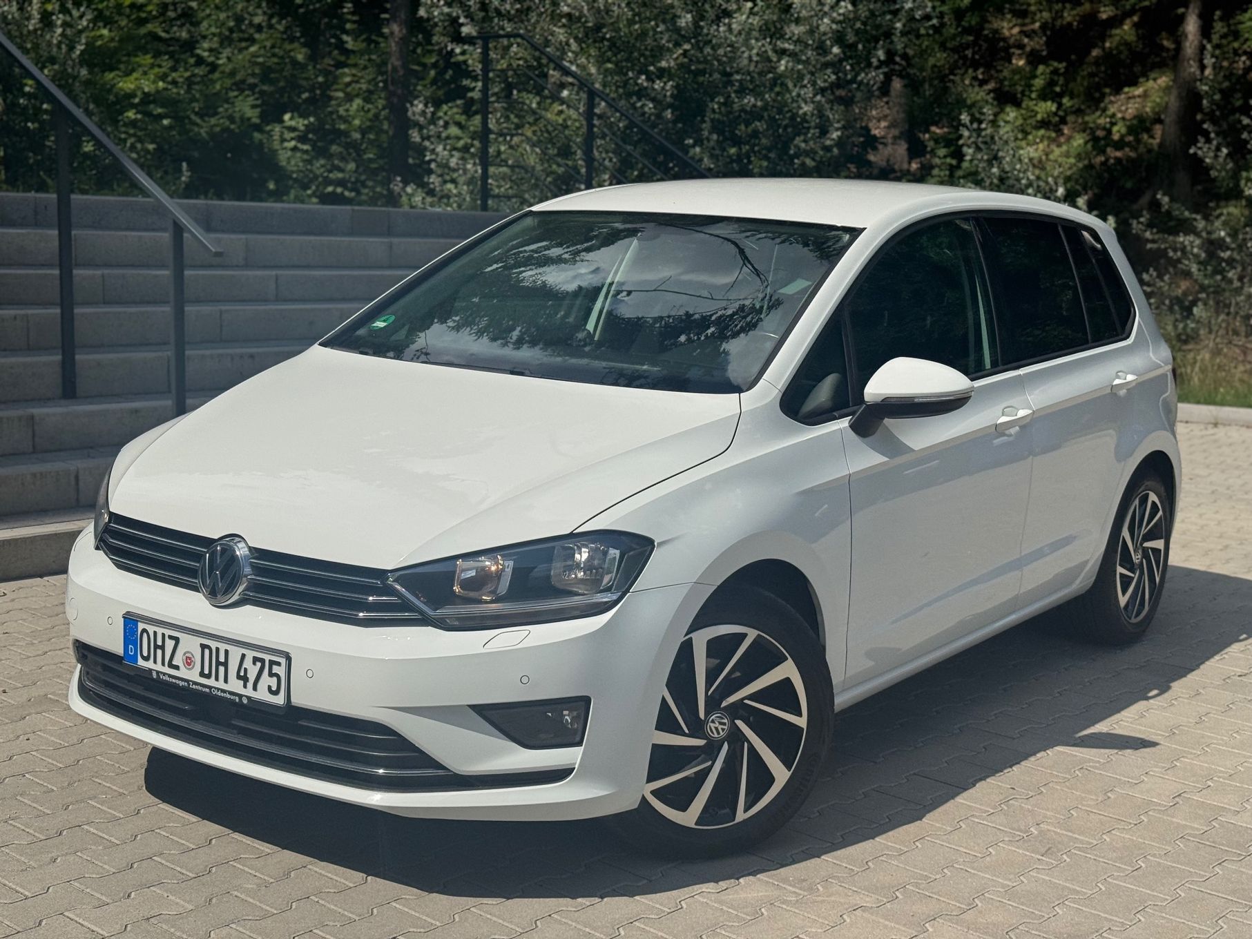 Volkswagen Golf Sportsvan 1.6 tdi Sound Radar 1 właściciel serwis do końca