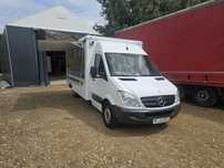 Autosklep Mercedes Sprinter do Wędlin Ryb Food Truck