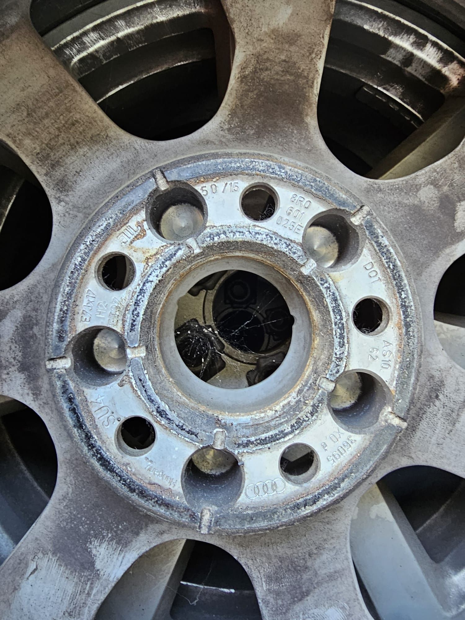 4x Alufelgi  koła opony Goodyear zimowe Audi Q3 Q5  5x112 235/65/17