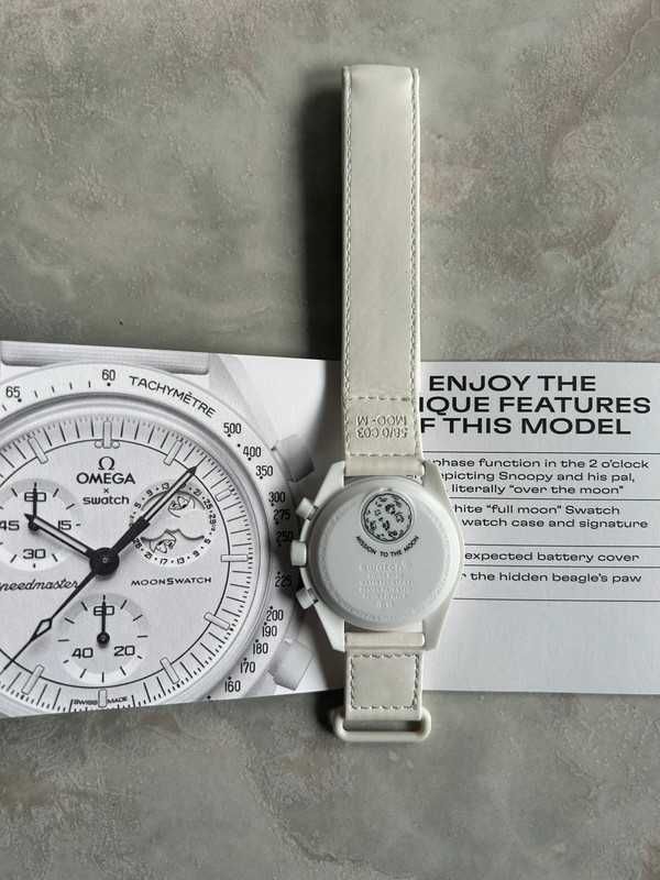 Omega x Swatch SO33W700 Snoopy Świąteczna Promocja Online