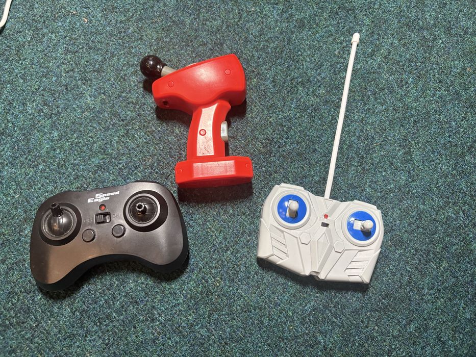 Пульти для іграшок. Безкоштовно