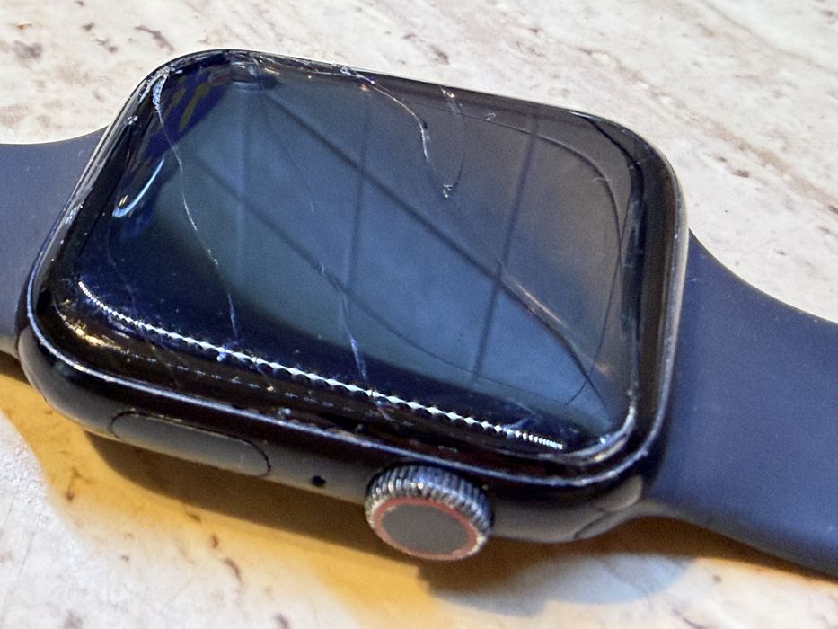 Apple Watch SE 2gen LTE 44mm