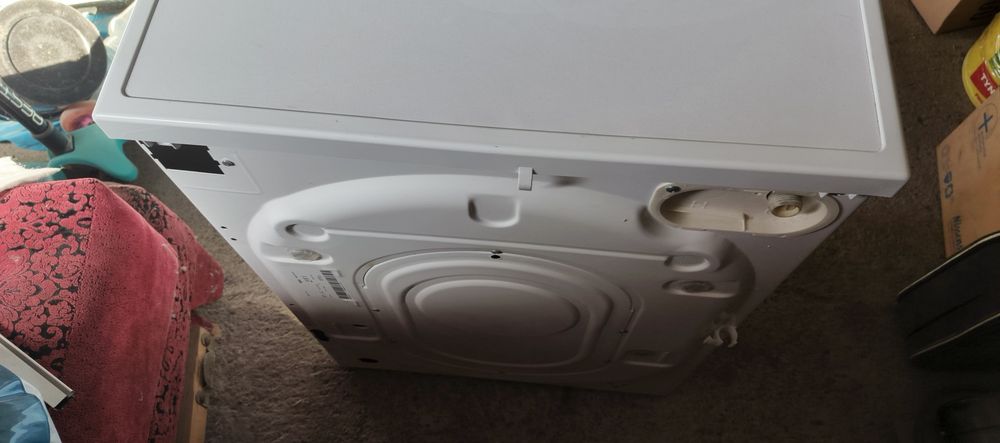 продам пральну машину на запчастини Whirpool