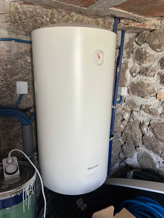 Vendo Termoacumulador Vertical Skyluxe 100lt - Como novo