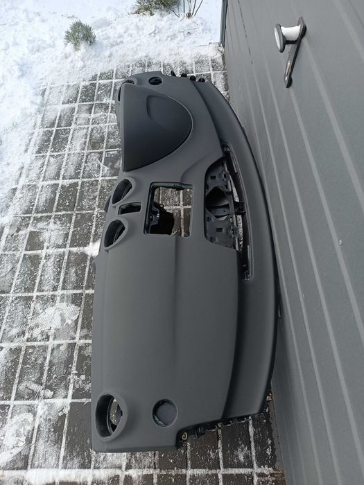 deska konsola kokpit AUDI A1 8X regeneracja