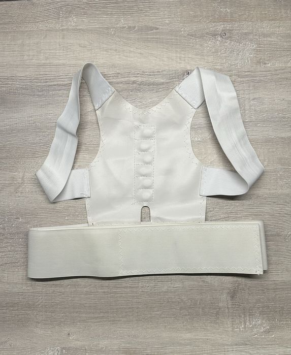 Магнитный корректор осанки