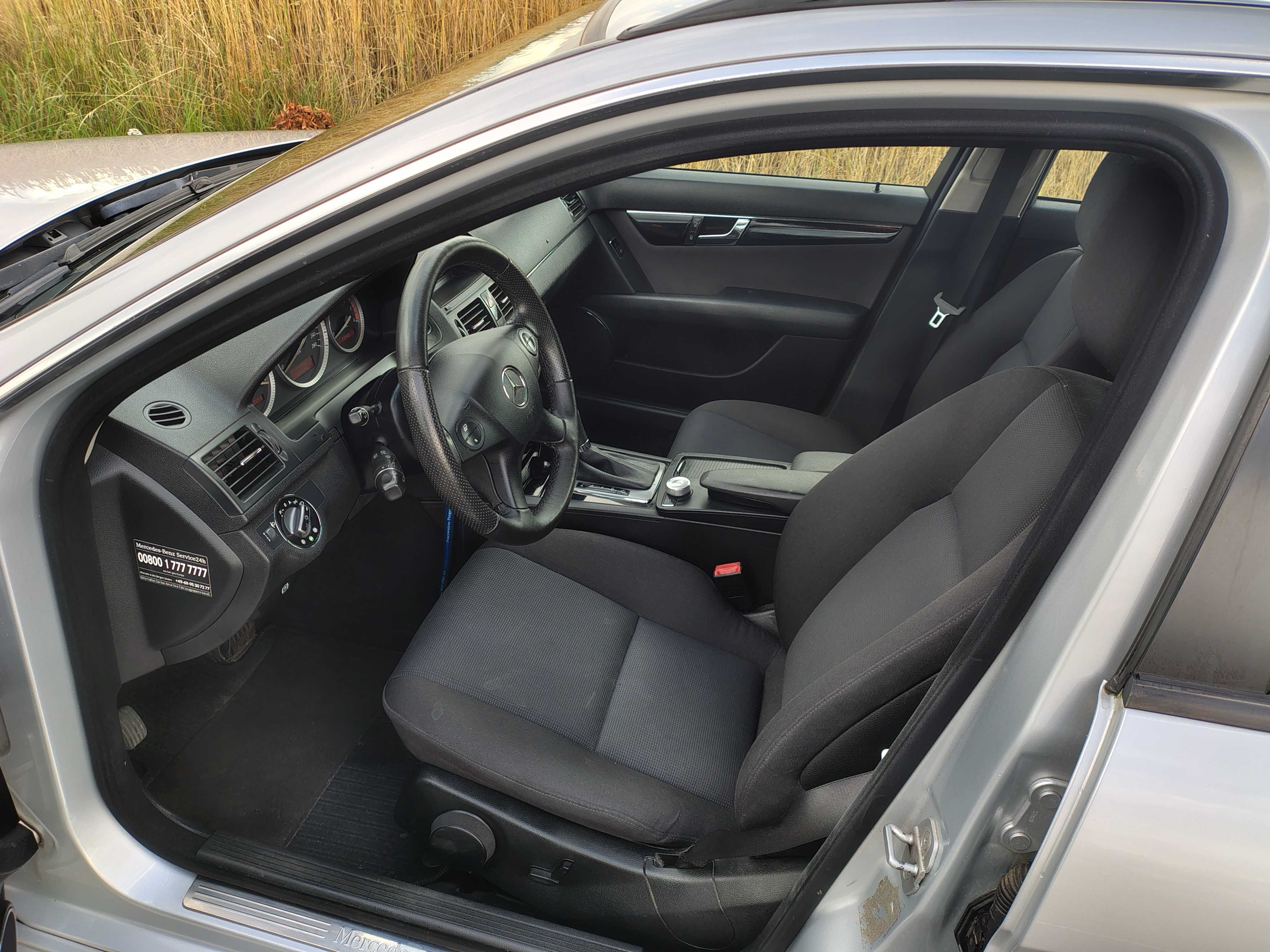 Mercedes C200 W204 Kombi 2.2 CDI 100kW | Automat | Hak |