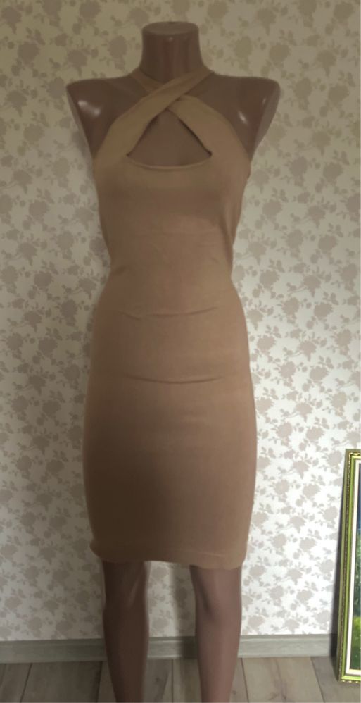 Сукня тілесного кольору розмір s/m від misspap