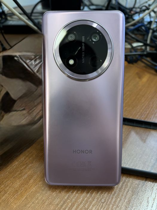 Honor Magic 7 lite + etui