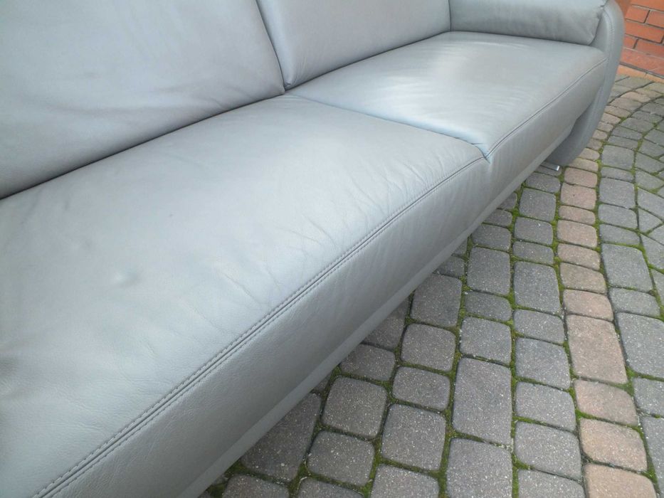 Wypoczynek skórzany firmy Musterring kolor szary.