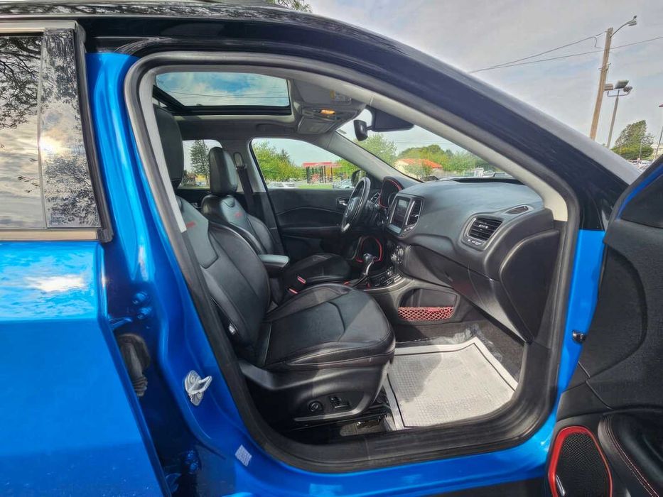 Jeep Compass Trailhawk      2021