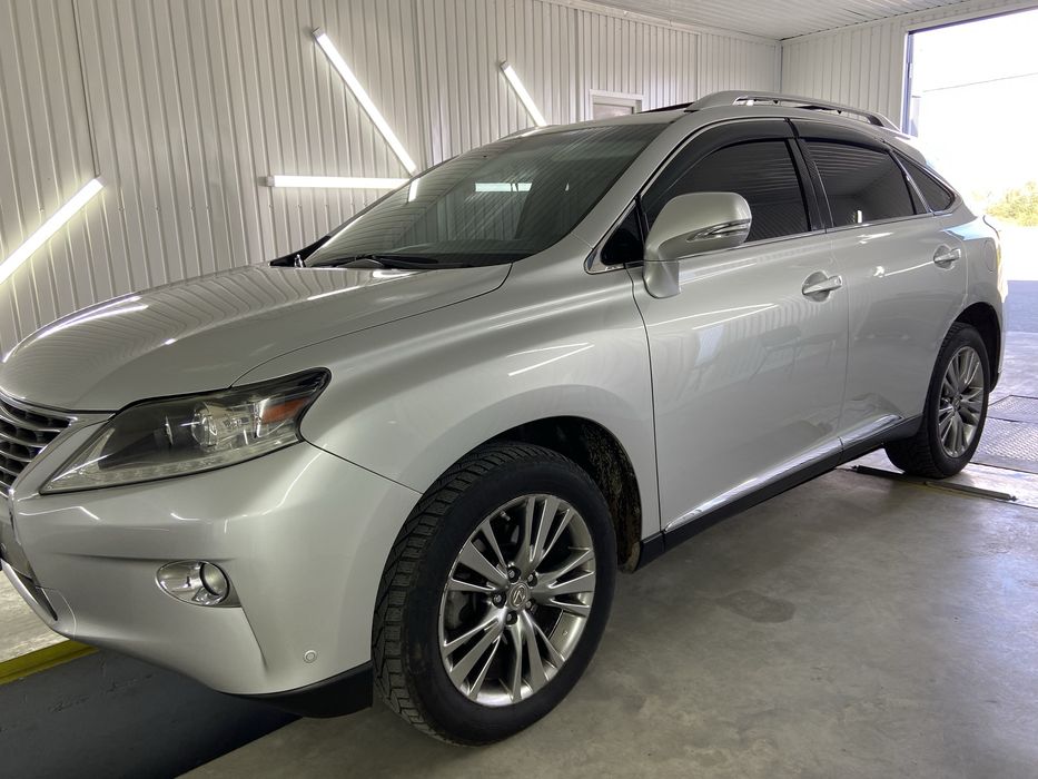 Лексус рх 350 газ бензин пробіг 148 тис км домашнє авто
