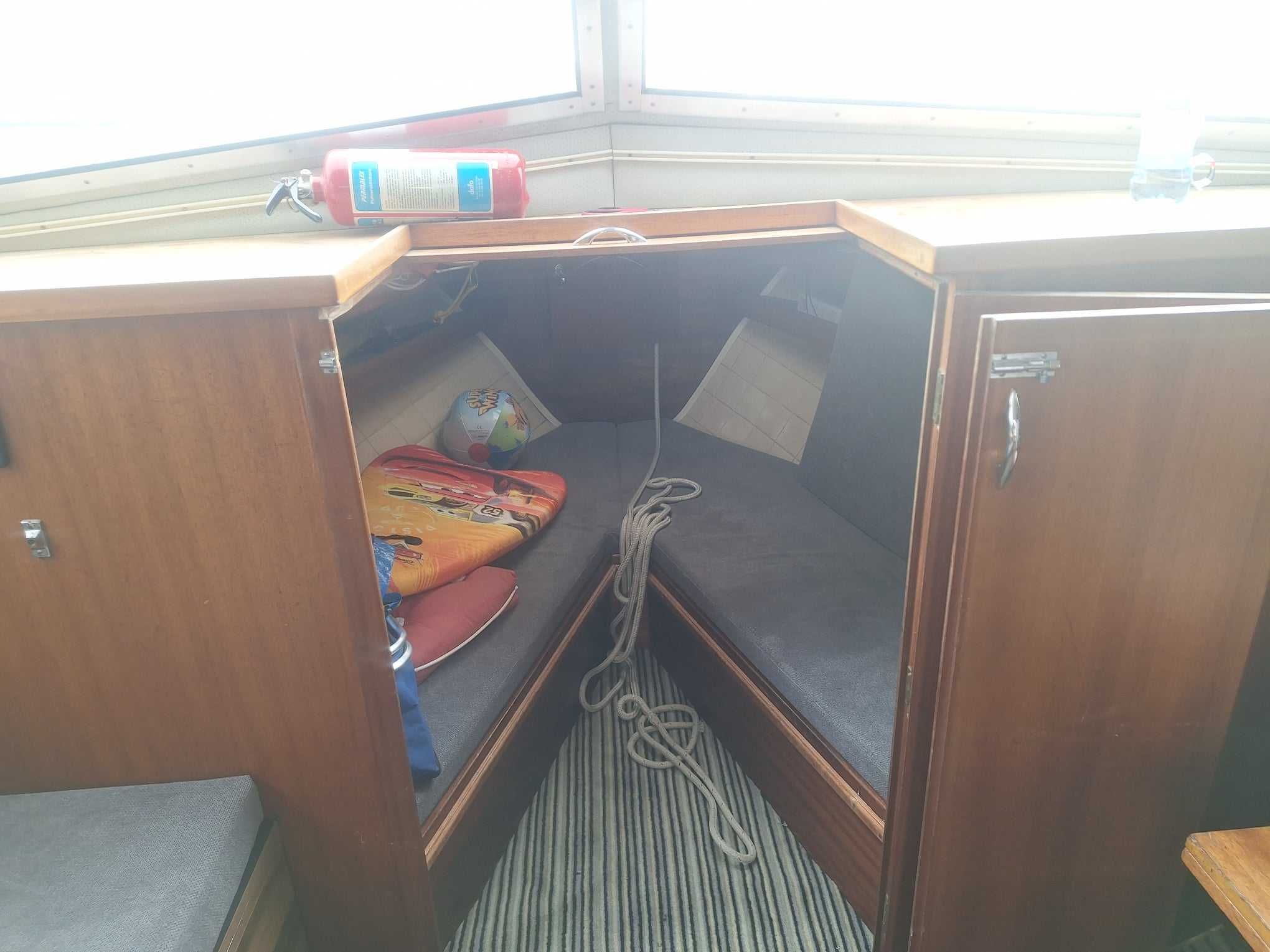 Jacht motorowy, houseboat, volvo, 11m,strumieniówka, przyczepa,zamiana