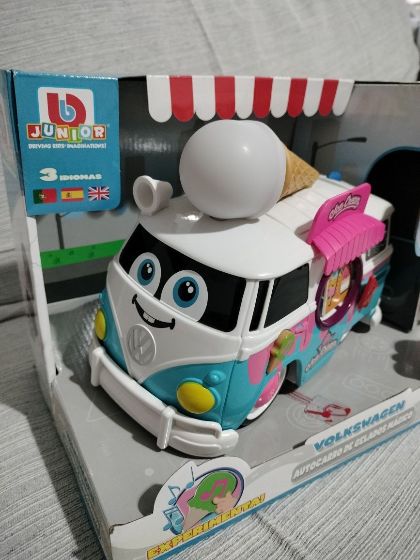 Brinquedo novo na caixa