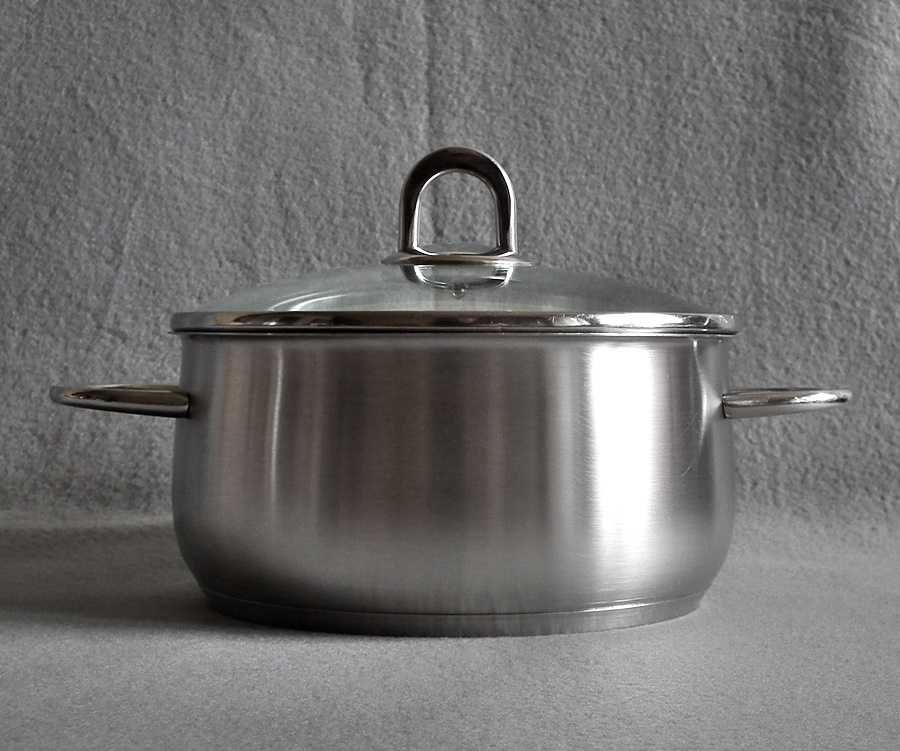 Niemiecki garnek FISSLER  20 cm o pojemności 3,0l