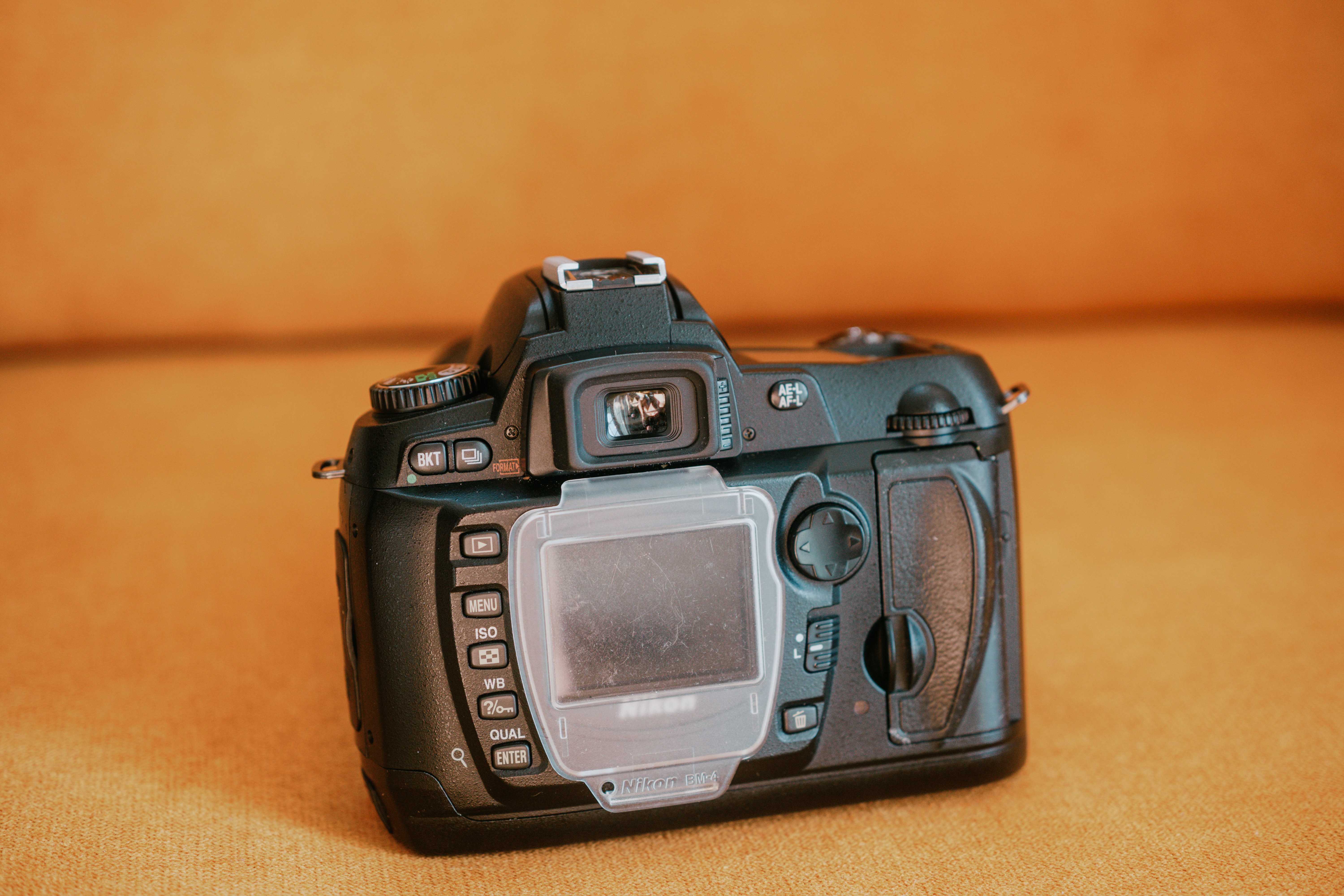 Nikon D70 com 18-70mm na caixa original