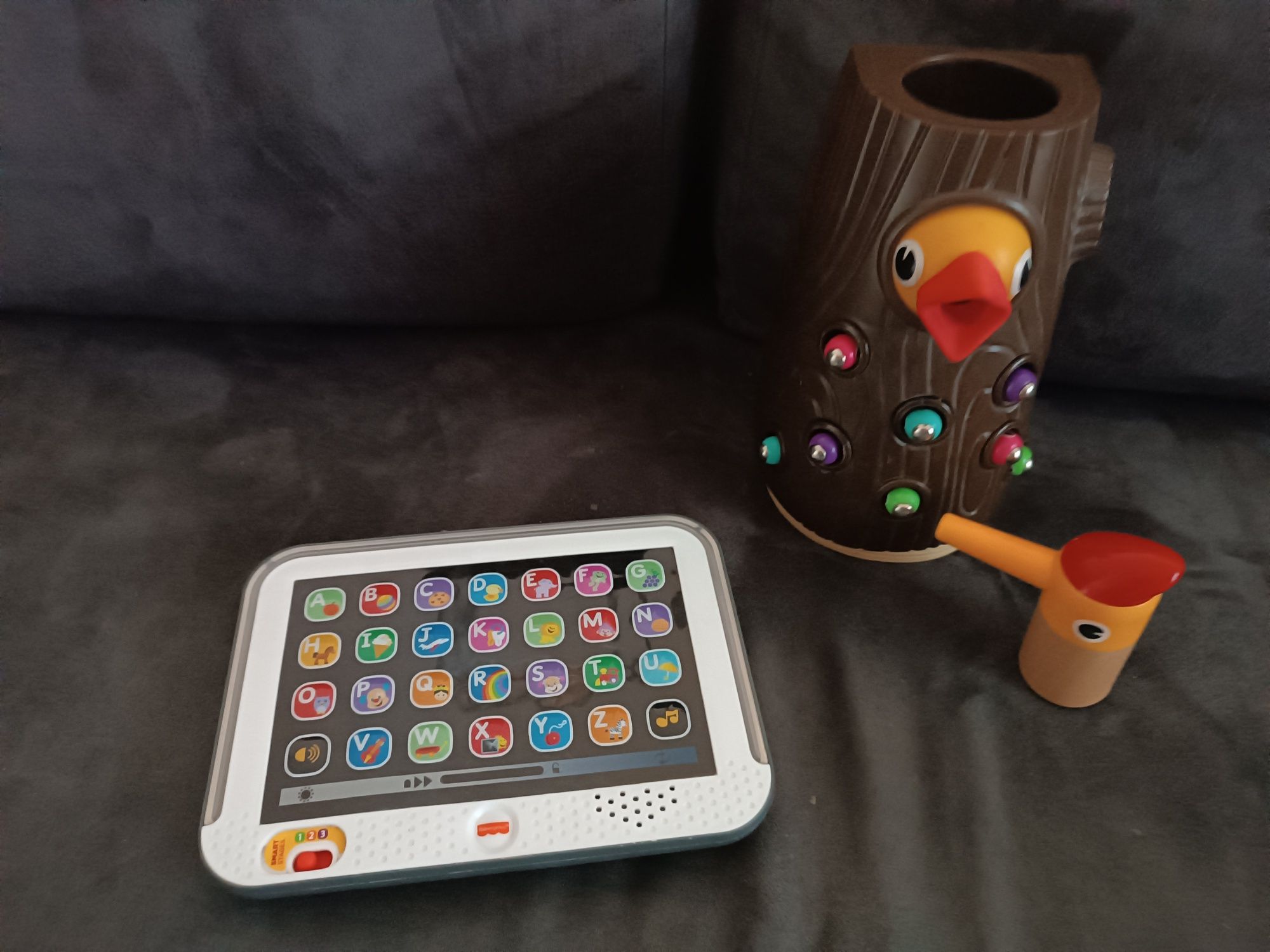 Fisher-price tablet amerykański po angielsku, karmiacy dzięcioł