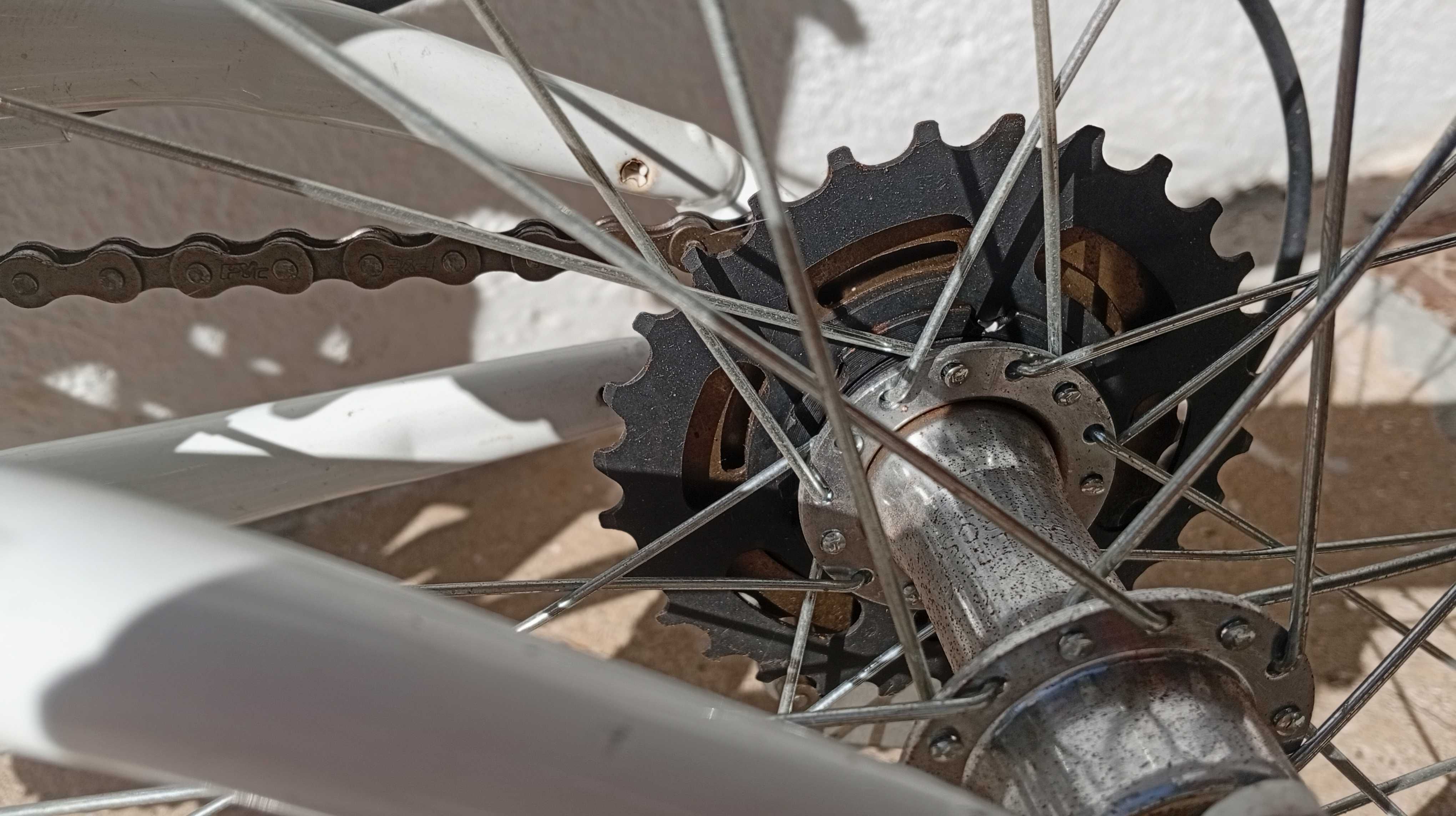 Bicicleta adolescente (10-13 anos)
