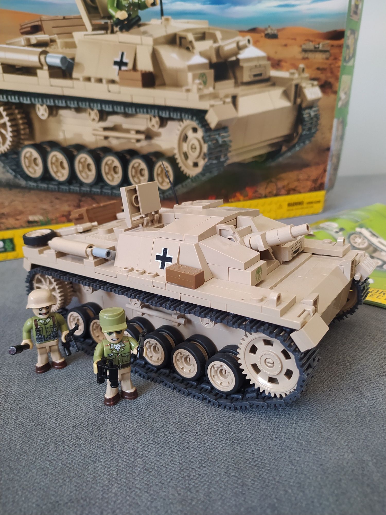 Czołg Cobi 2529 StuG WWII Sturmgetzchuz III