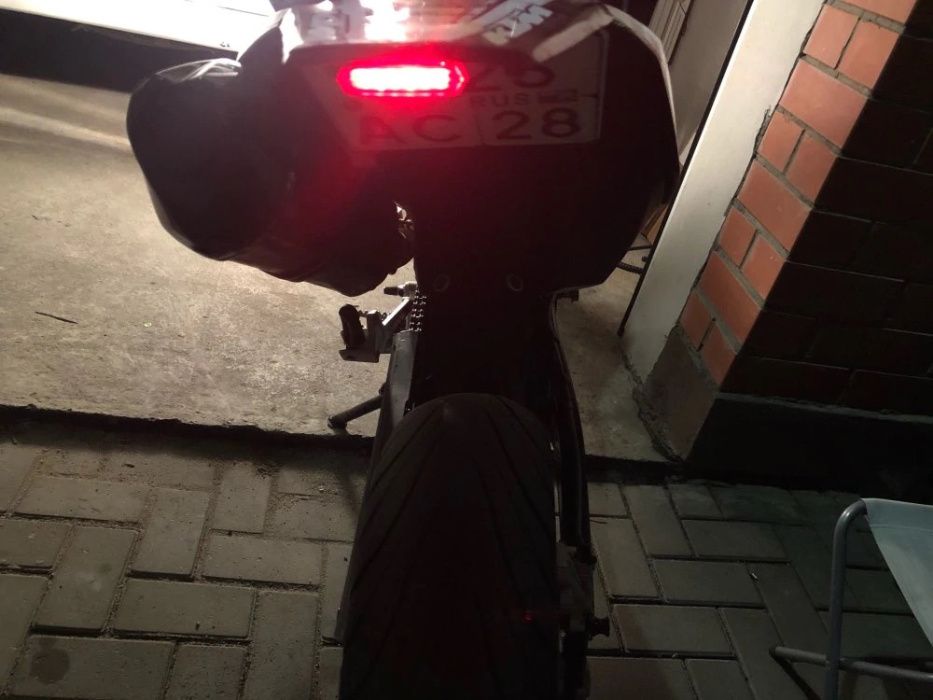 Farolim Mota LED Luz Stop / Pesença