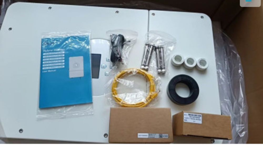 Гібридний сонячний інвертор Deye SUN-8K-SG01LP1-EU WiFi