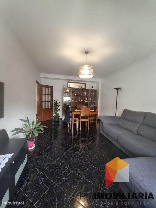 Apartamento T2+1 em Custóias