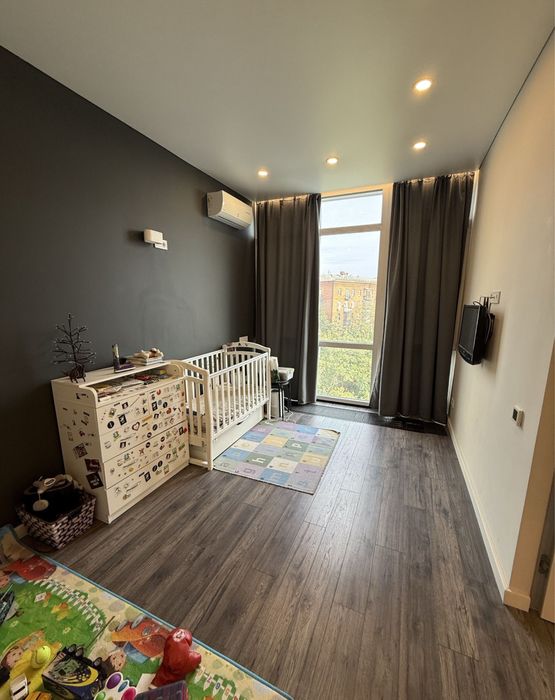 110 тыс.$ Квартира с новым ремонтом/ Новострой в центре /