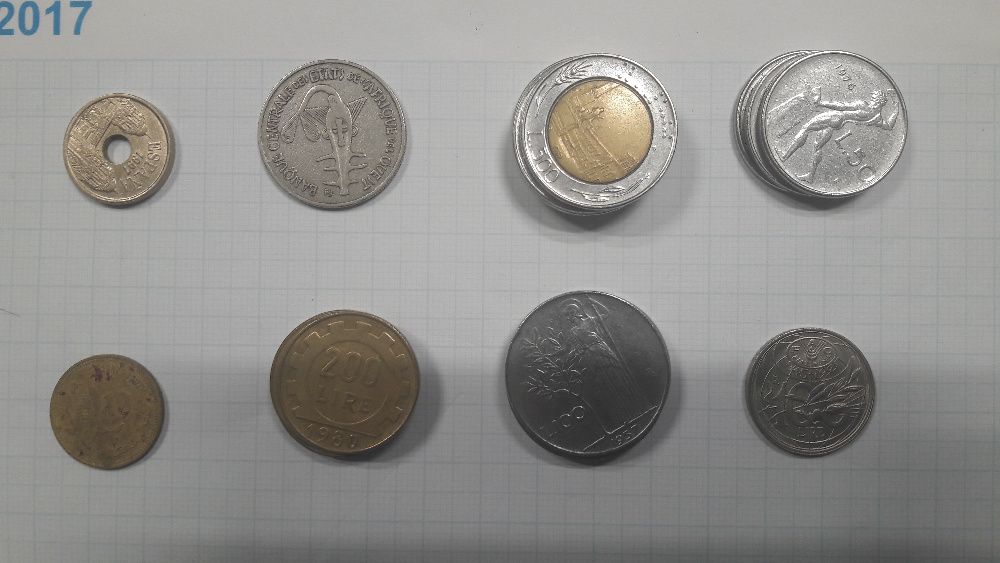 Lote de moedas estangeiras