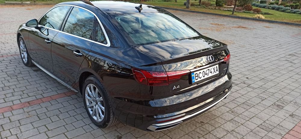 Audi A4 B9 2022 quattro