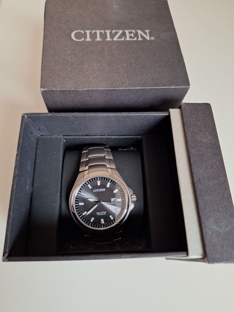 Zegarek Citizen Eco-drive Super Titanium