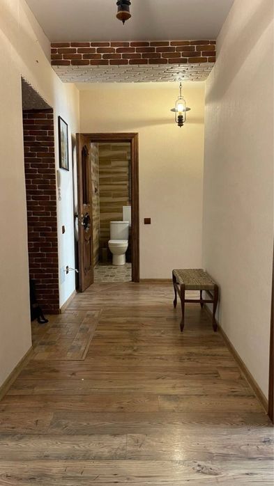 2 к в обжитому будинку з виходом до лісу Рауш