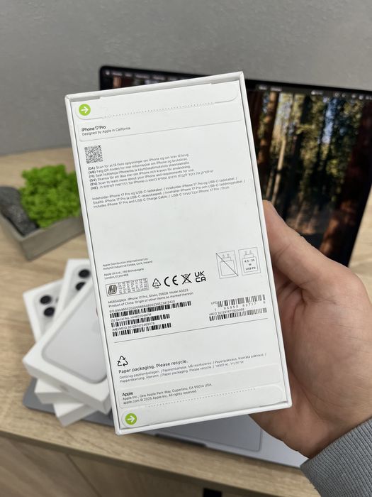 iPhone 17 Pro/Max 256 Orange/blue Европа Фіз-SIM Айфон Про