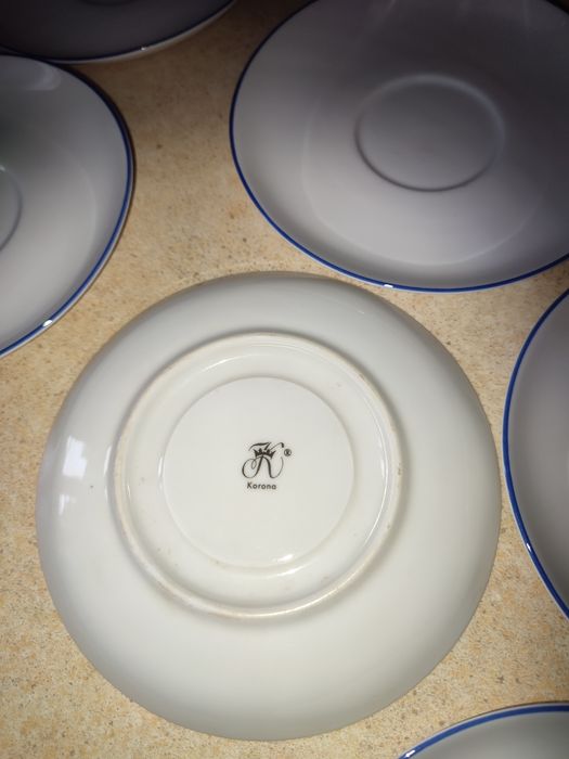 Śliczny stary zestaw sześciu spodków porcelana Książ