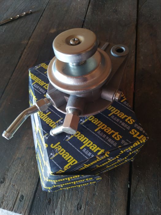 Bomba manual de gasóleo Nissan Terrano 2