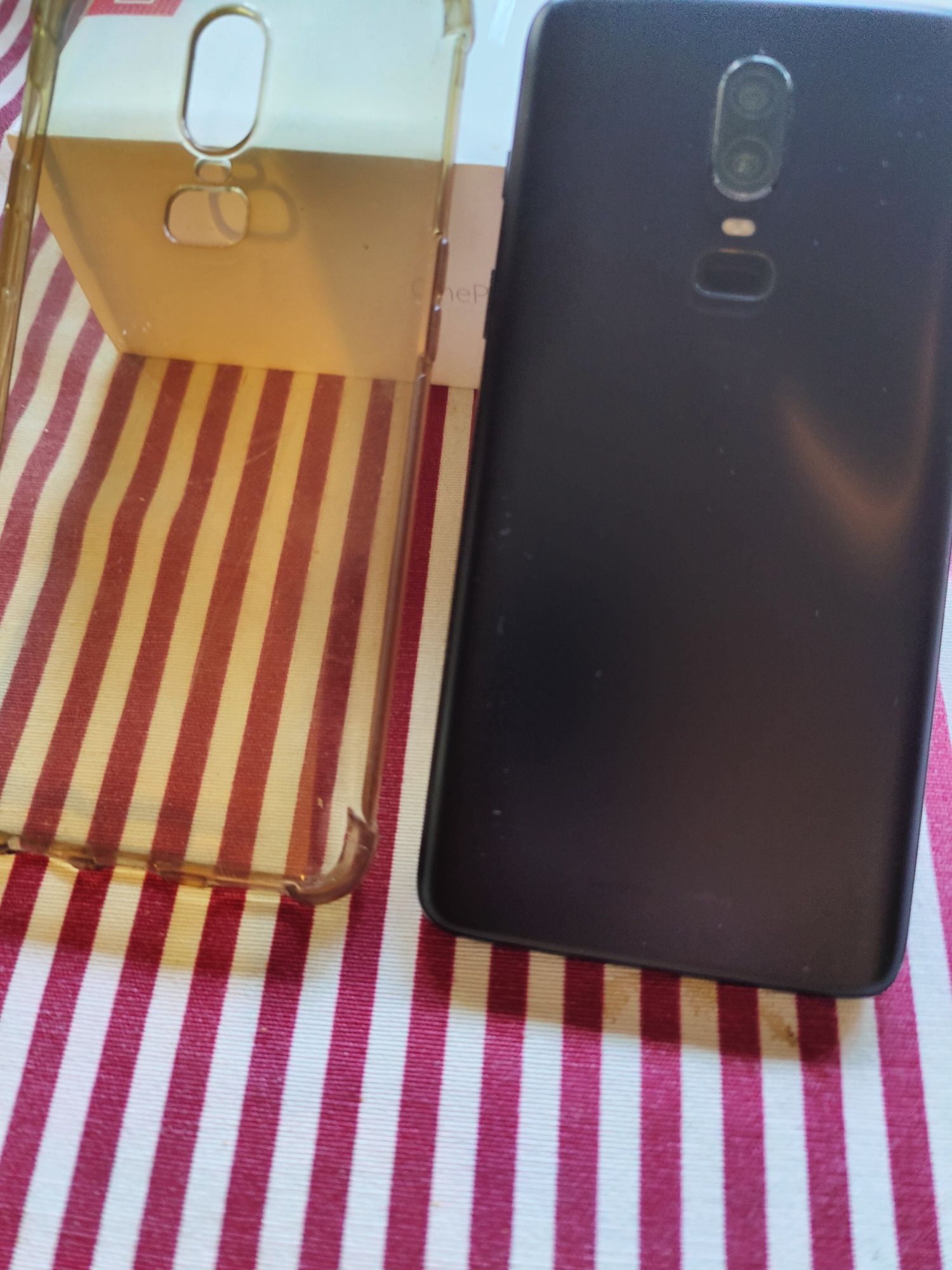 Oneplus 6  8GB 64GB