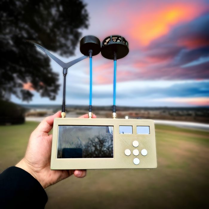 Детектор дронів Фпв 4 діапазона 250-950/1.2/3.3/5.8 ГГц Стевія fpv