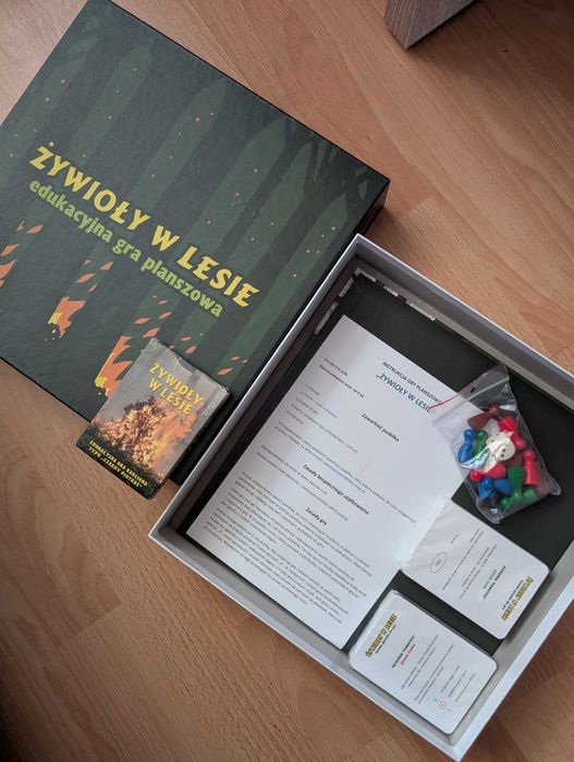Zestaw edukacyjna gra planszowa i karciana "Żywioły w lesie"