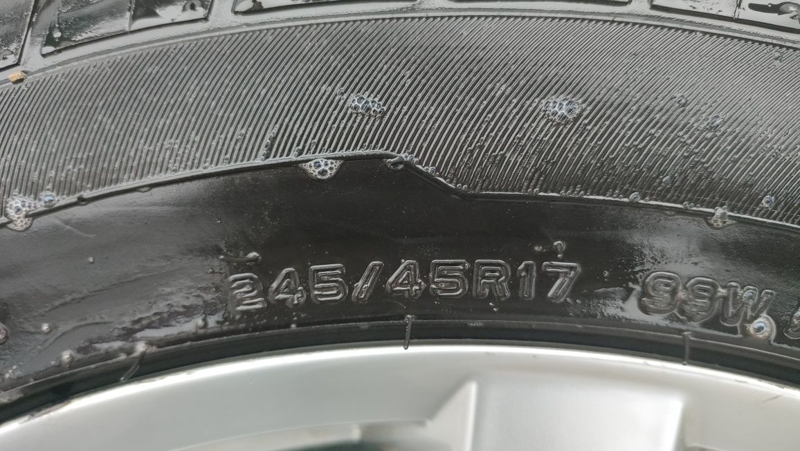 Mercedes Komplet kół letnich R17' z oponami 245/45R17