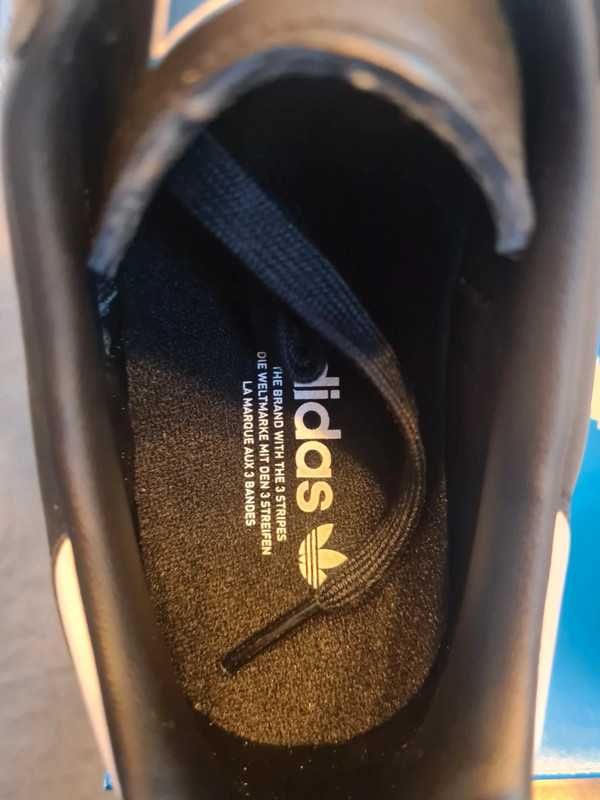Nowe\Powietrze*airDamskieAdidasSambaSupremeBlack UnisexTrampki 39