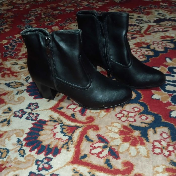 Kozaki 37, krótkie, ocieplane