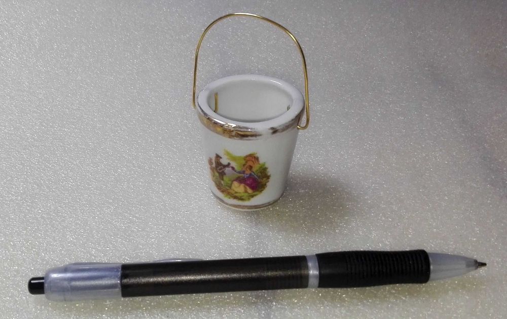 Bonecos em cerâmica