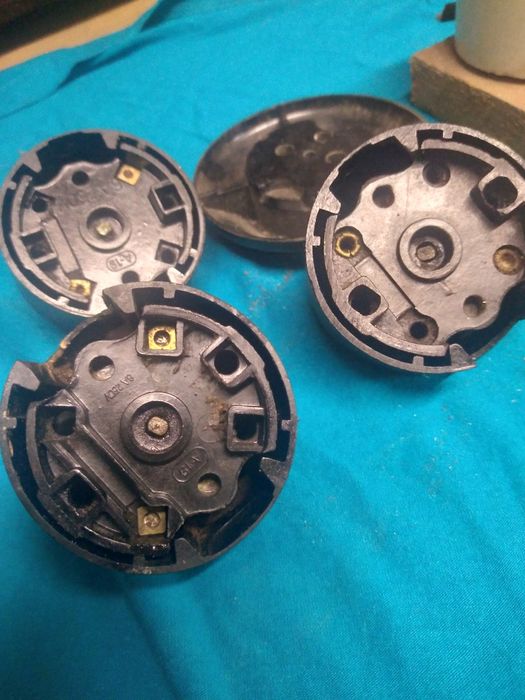 Wyłączniki światła PRL