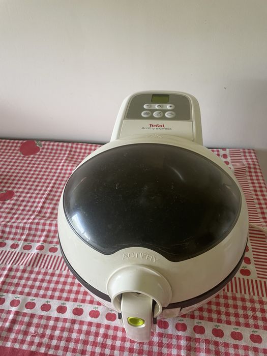 Fritadeira ar quente TEFAL
