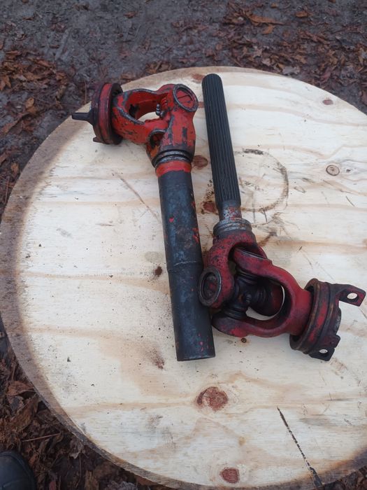 Wałek przekaznika frezowy