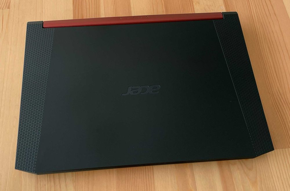 Portátil Gamer Acer Nitro 5 i5 9300H GTX 1650 24GB RAM